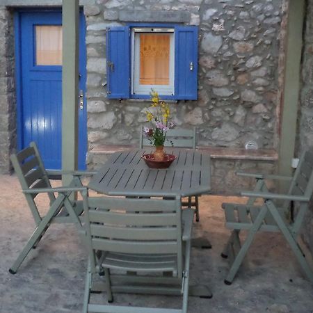 Apartamento To Petradi Avgonima Exterior foto